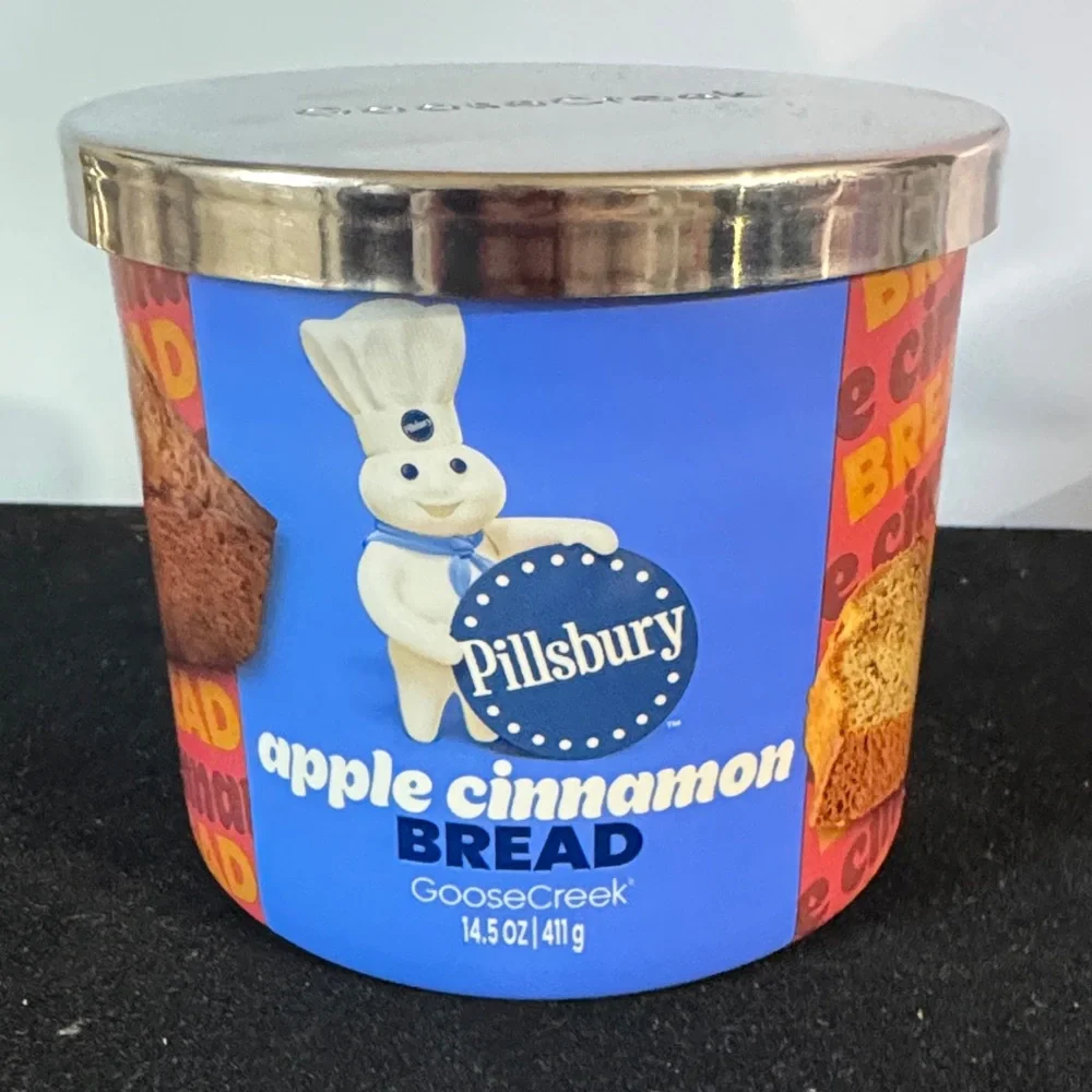 Goose Creek -Pillsbury -Apple Cinnamon Bread three wick Candle 14.5 OZ
